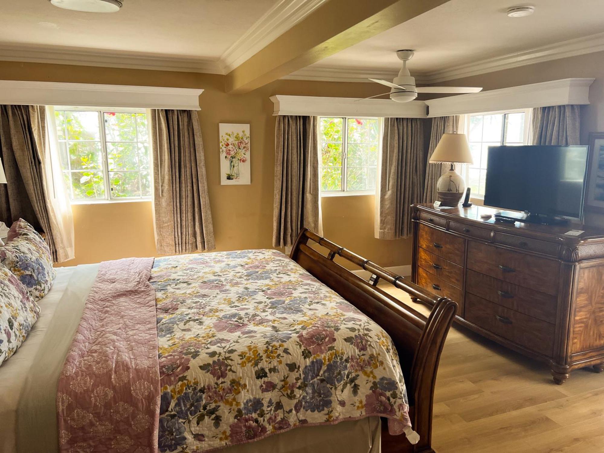 Cliff House Inn Muscle Shoals Номер фото