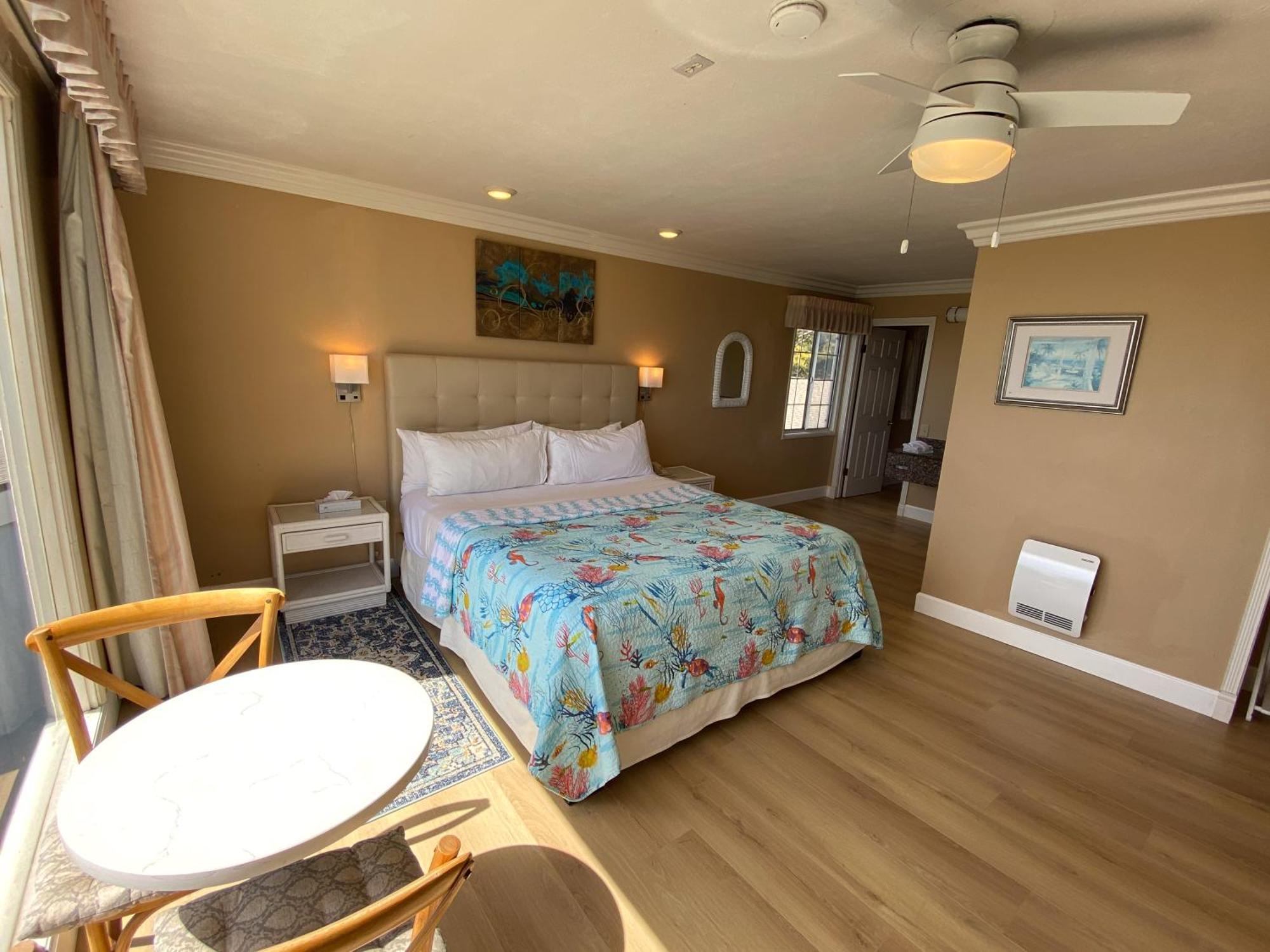 Cliff House Inn Muscle Shoals Номер фото